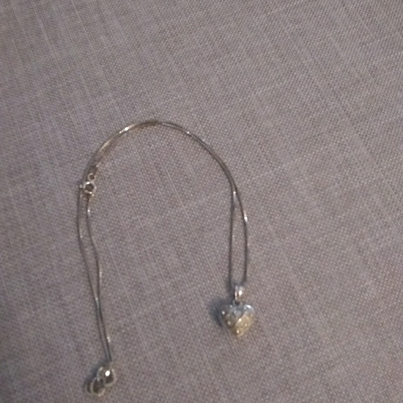 18K Gold Heart Necklace Italy - Picture 4 of 8